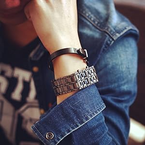 Reloj Digital LED - TITAN